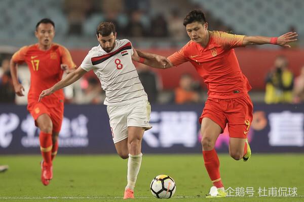  恩比德狂轰五十加篮板两双，七六人碾压弱旅