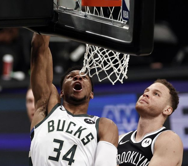  米切尔狂轰五十一分骑士爆冷击败篮网震惊联盟